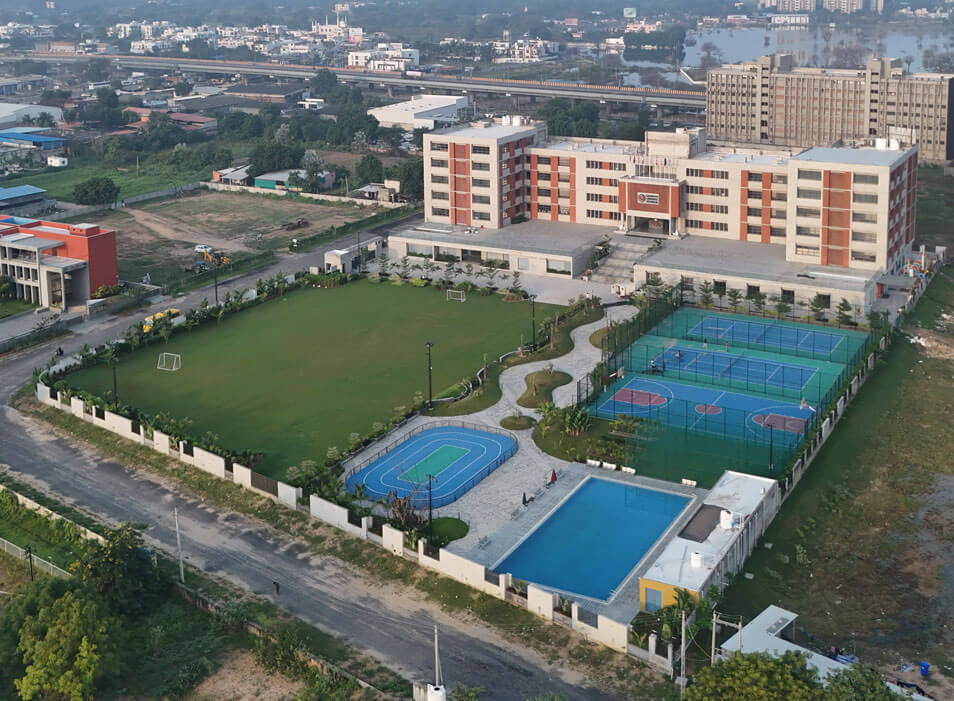 Aerial view of the Geneva Liberal School campus